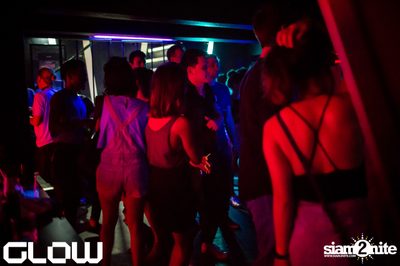 10 Years of Serialism w/ Azimute at GLOW — photo 4