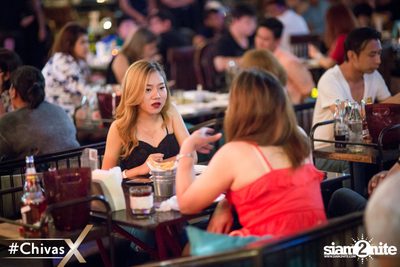 Jennifer Kim at The Living Bistro & Bar Pattaya — photo 8