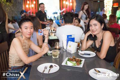 Jennifer Kim at The Living Bistro & Bar Pattaya — photo 18
