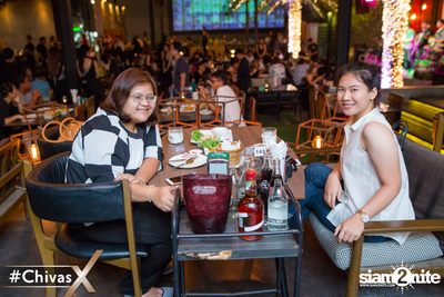 Jennifer Kim at The Living Bistro & Bar Pattaya — photo 26