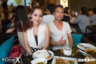 Jennifer Kim at The Living Bistro & Bar Pattaya — photo 42