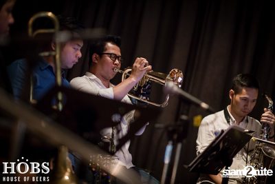 HOBS The Playhouse นำเสนอ Nop Ponchamni & The Groovetomatix-11 — photo 90