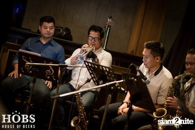 HOBS The Playhouse นำเสนอ Nop Ponchamni & The Groovetomatix-11 — photo 111
