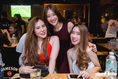 UrboyTJ ที่ เท เอกมัย — photo 21