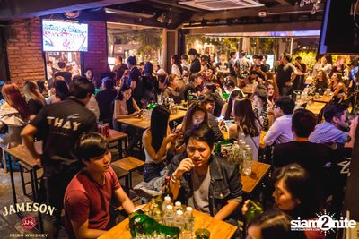 UrboyTJ ที่ เท เอกมัย — photo 29