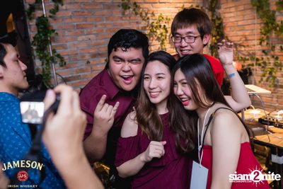 UrboyTJ ที่ เท เอกมัย — photo 61