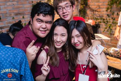 UrboyTJ ที่ เท เอกมัย — photo 62