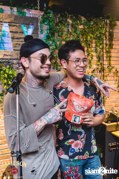 UrboyTJ ที่ เท เอกมัย — photo 92