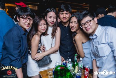 UrboyTJ ที่ เท เอกมัย — photo 103