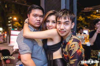 UrboyTJ ที่ เท เอกมัย — photo 107
