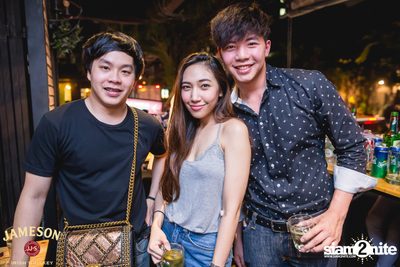 UrboyTJ ที่ เท เอกมัย — photo 111