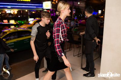 Tasty Tuesdays - Models Night at 8 On Eleven — photo 2