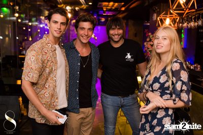 Tasty Tuesdays - Models Night at 8 On Eleven — photo 3