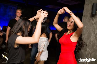 Tasty Tuesdays - Models Night at 8 On Eleven — photo 86