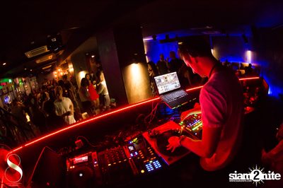 Tasty Tuesdays - Models Night at 8 On Eleven — photo 91