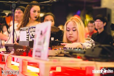 X0809 x Siam Center: The X Silent Disco Party — photo 86