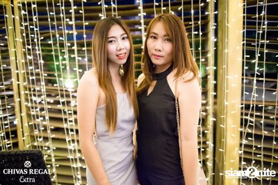 Potato Live ที่ ดิฟเฟอร์ ผับ — photo 11