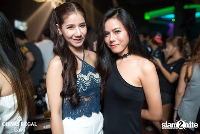 Potato Live ที่ ดิฟเฟอร์ ผับ — photo 35