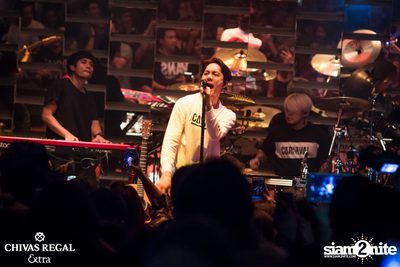 Potato Live ที่ ดิฟเฟอร์ ผับ — photo 58