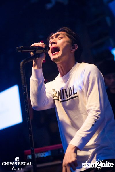 Potato Live ที่ ดิฟเฟอร์ ผับ — photo 62