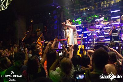 Potato Live ที่ ดิฟเฟอร์ ผับ — photo 70