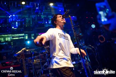 Potato Live ที่ ดิฟเฟอร์ ผับ — photo 74