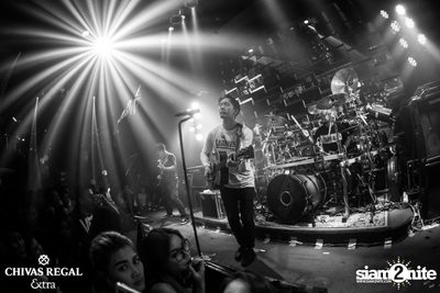 Potato Live ที่ ดิฟเฟอร์ ผับ — photo 82
