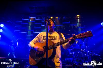 Potato Live ที่ ดิฟเฟอร์ ผับ — photo 84