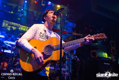 Potato Live ที่ ดิฟเฟอร์ ผับ — photo 85