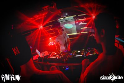 PHATFUNK feat. STRAY at Whiteline — photo 17