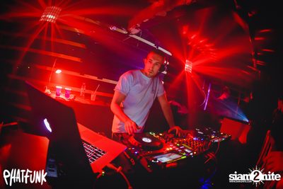 PHATFUNK feat. STRAY at Whiteline — photo 18