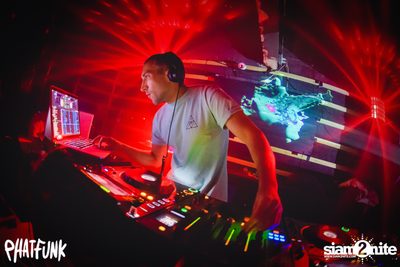 PHATFUNK feat. STRAY at Whiteline — photo 19