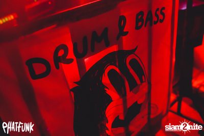 PHATFUNK feat. STRAY at Whiteline — photo 20