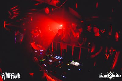 PHATFUNK feat. STRAY at Whiteline — photo 41