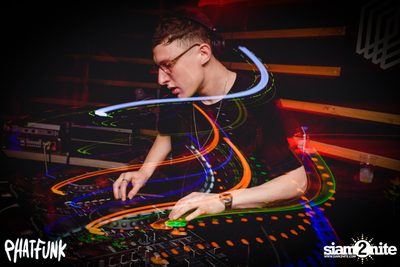 PHATFUNK feat. STRAY at Whiteline — photo 51