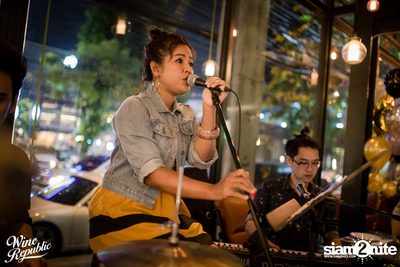 Saturday Night at Wine Republic Thonglor — photo 7