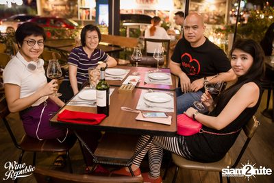 Saturday Night at Wine Republic Thonglor — photo 21