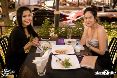 Saturday Night at Wine Republic Thonglor — photo 23