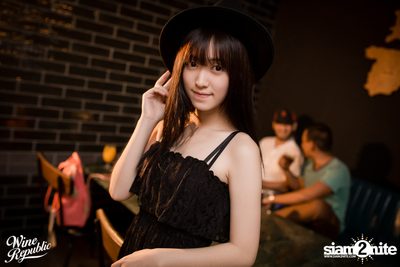 Saturday Night at Wine Republic Thonglor — photo 96
