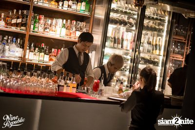 Saturday Night at Wine Republic Thonglor — photo 108