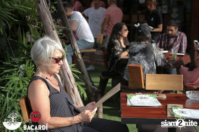 Sundaze ที่ รูทส์ กับ Tek & Yvan — photo 3