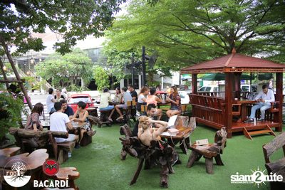 Sundaze ที่ รูทส์ กับ Tek & Yvan — photo 29