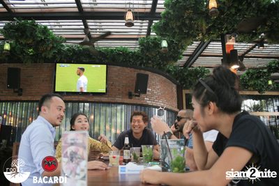 Sundaze ที่ รูทส์ กับ Tek & Yvan — photo 34