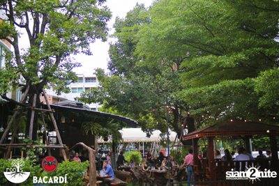 Sundaze ที่ รูทส์ กับ Tek & Yvan — photo 36