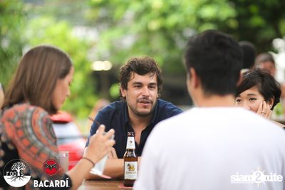 Sundaze ที่ รูทส์ กับ Tek & Yvan — photo 40