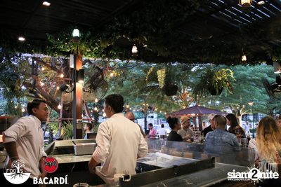 Sundaze ที่ รูทส์ กับ Tek & Yvan — photo 54