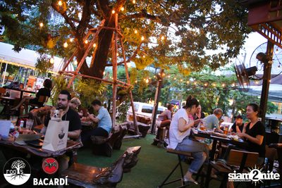 Sundaze ที่ รูทส์ กับ Tek & Yvan — photo 56