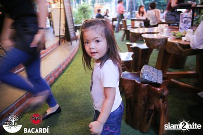 Sundaze ที่ รูทส์ กับ Tek & Yvan — photo 59