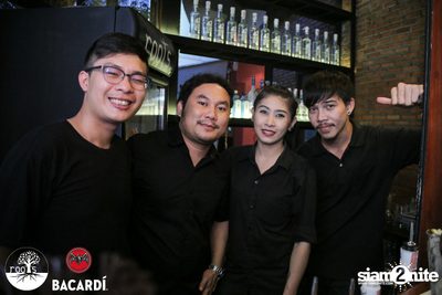 Sundaze ที่ รูทส์ กับ Tek & Yvan — photo 63
