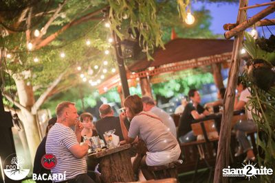 Sundaze ที่ รูทส์ กับ Tek & Yvan — photo 67